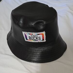 Milwaukee Bucks Black Bucket Hat